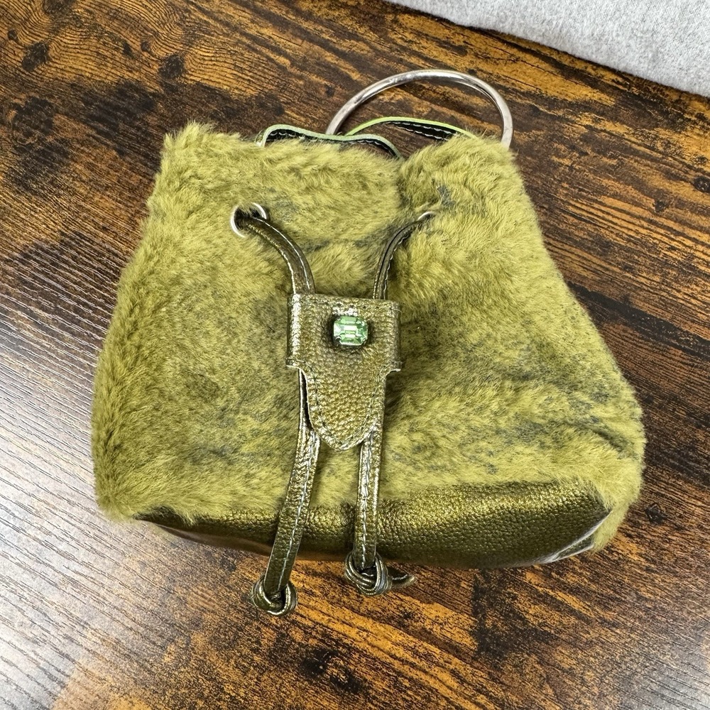 Unique Vintage Sobea leather & Sherpa drawstring mini bag with bracelet strap - Picture 15 of 16
